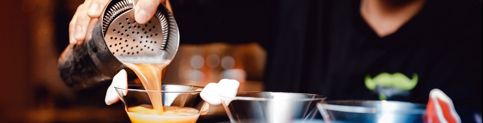 ALKOLLÜ KOKTEYLLER/ALCOHOLIC COCKTAILS
